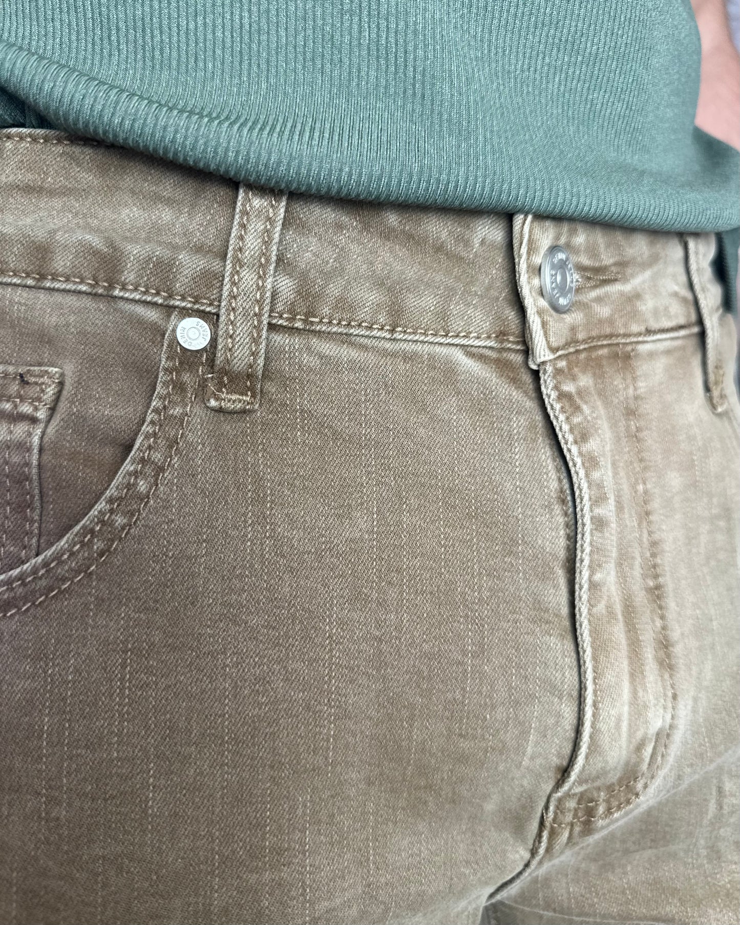 Pantalone Capri Fit
