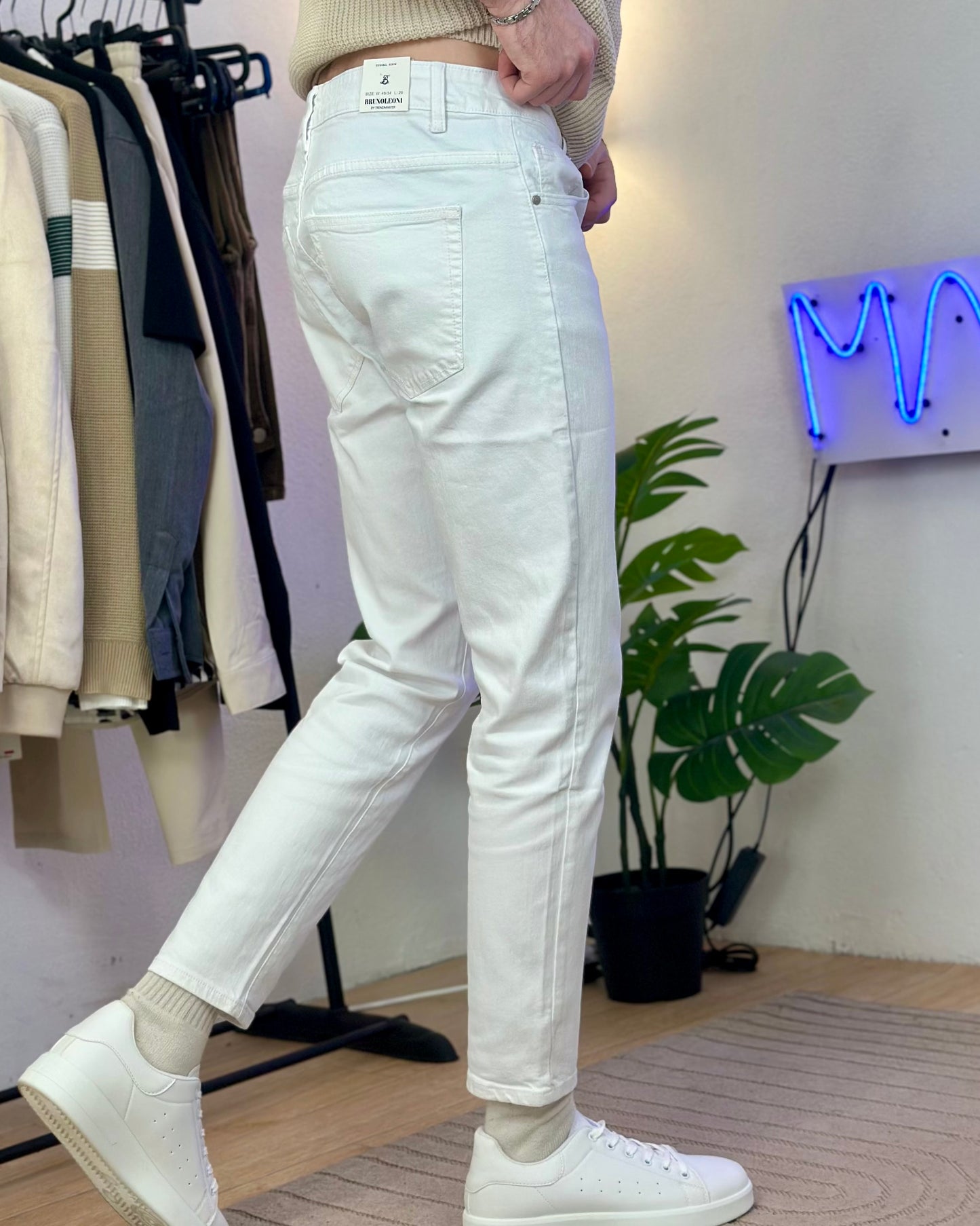 Pantalone Capri Fit col. Bianco