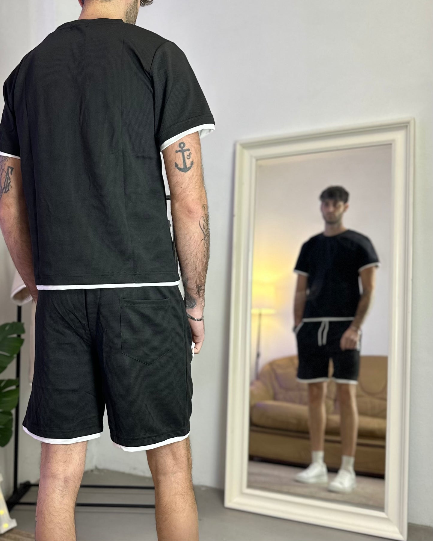 Completo Coordinato Estivo Maglia-Bermuda col. Nero